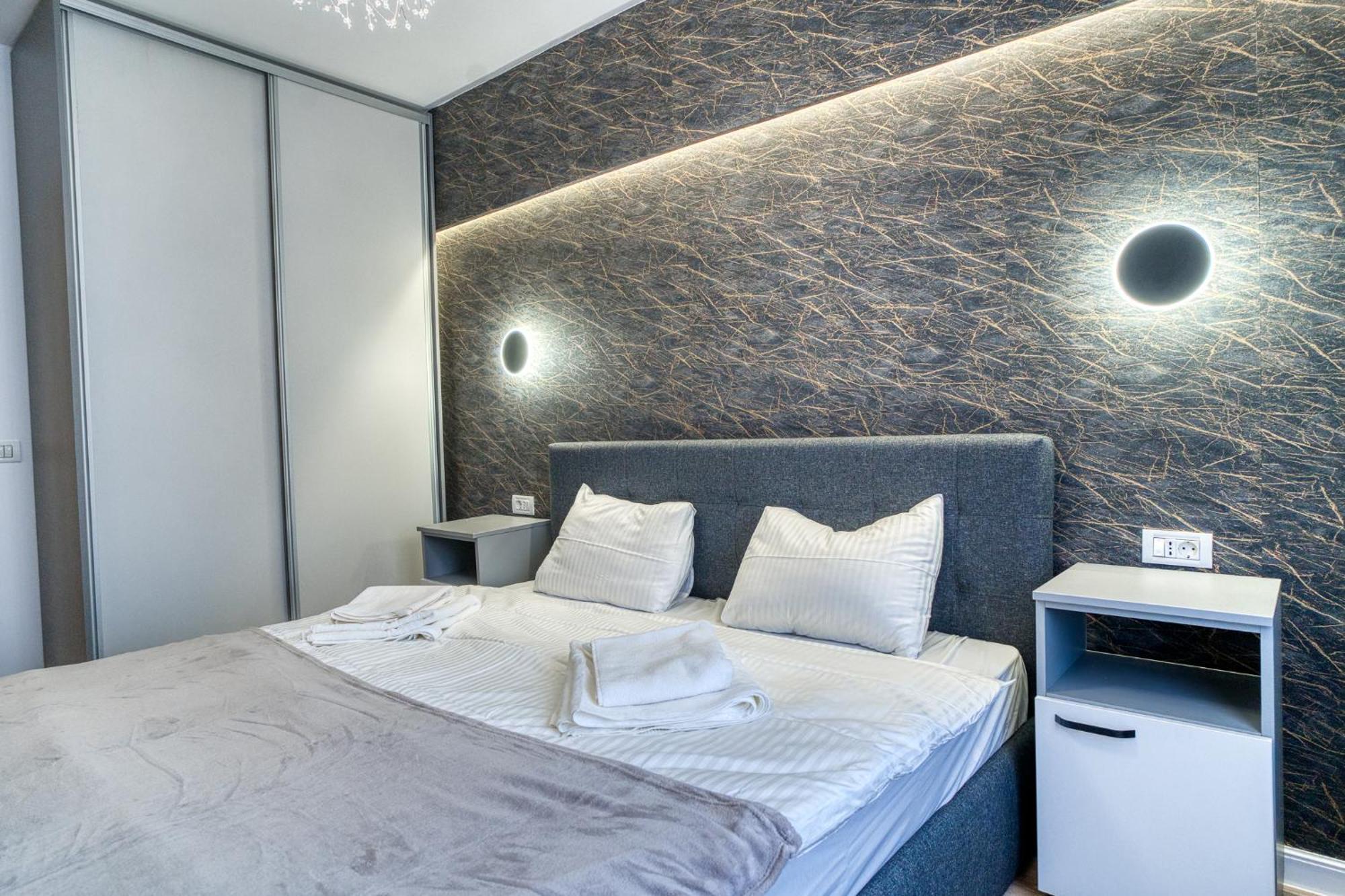 City Chic Retreat: Newly Renovated 1Br Apartment Bucureşti Ngoại thất bức ảnh